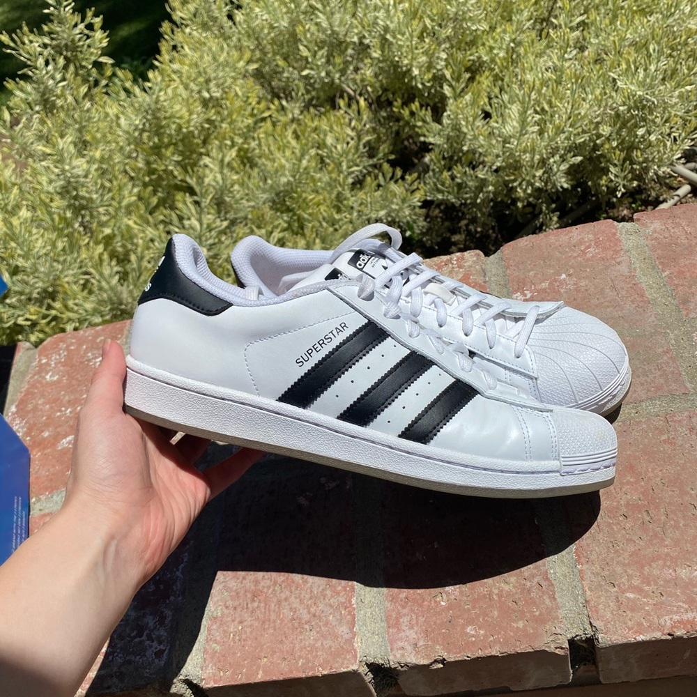 ADIDAS CLASSICS SUPERSTAR